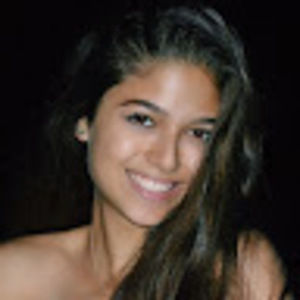 Meet your Posher, Estee